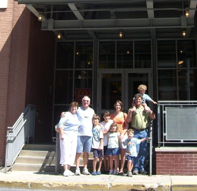 Jill, Bill, Meri, and John's family